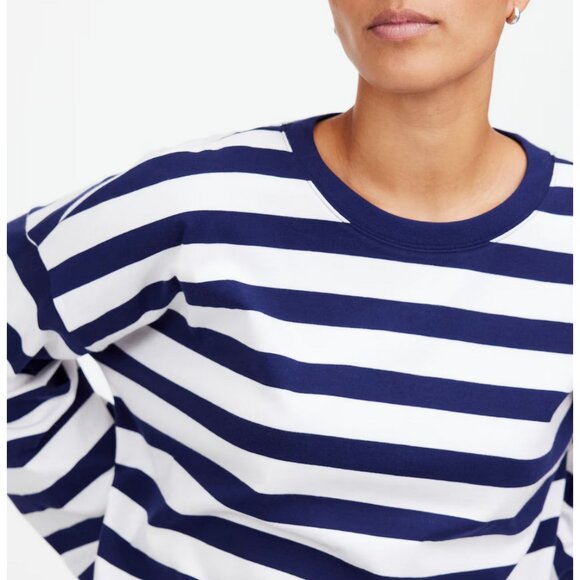 Madewell Oversized Long-Sleeve Crewneck Tee - Picture 4 of 10